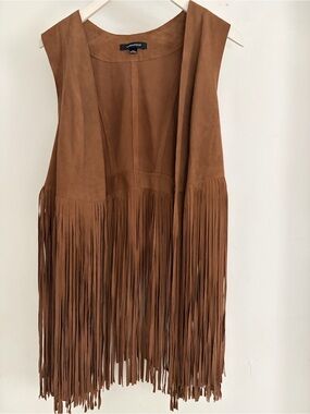 🔥Lamarque Brown Suede Fringe Vest